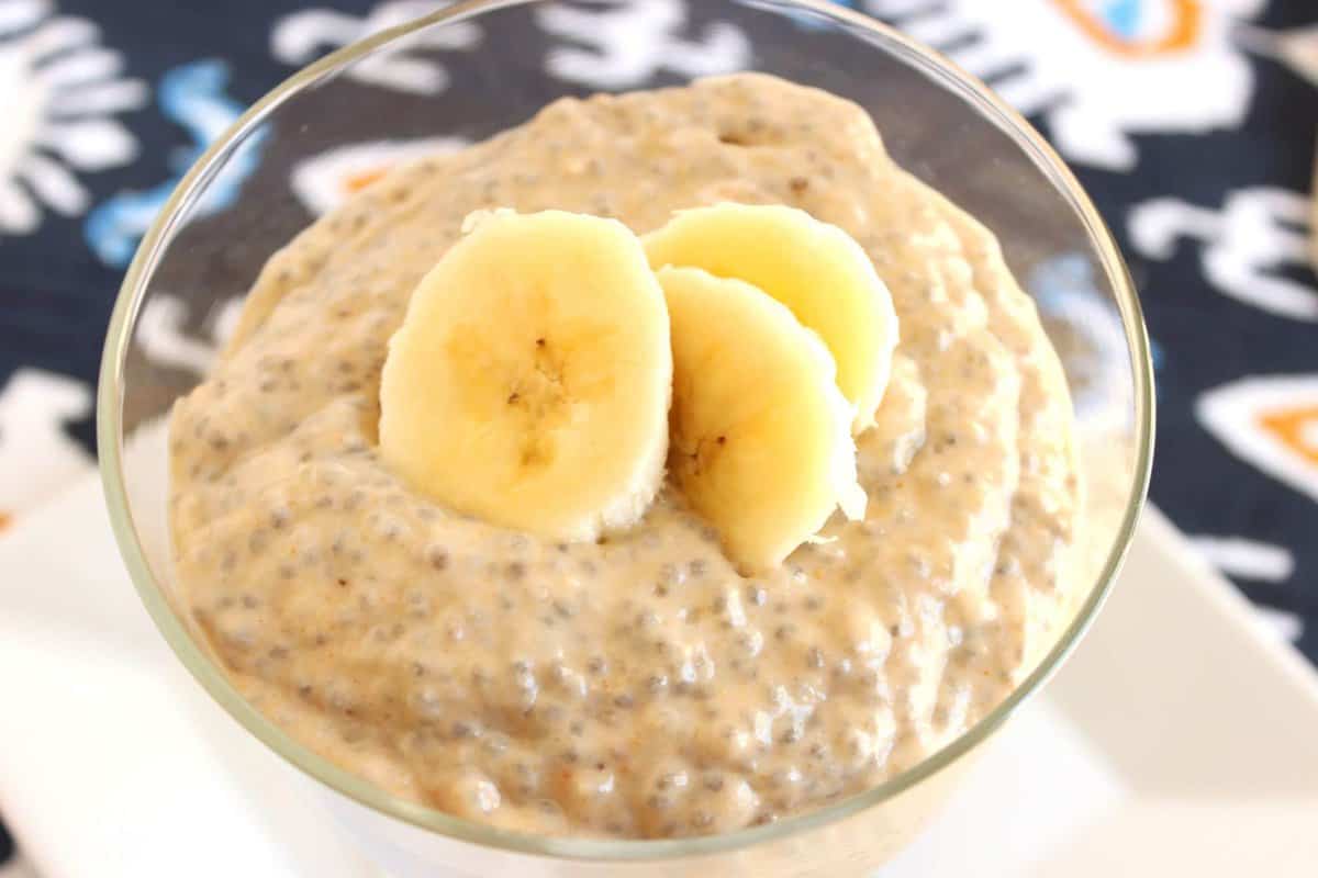 Peanut Butter Banana Chia Seed Pudding - The Suburban Soapbox