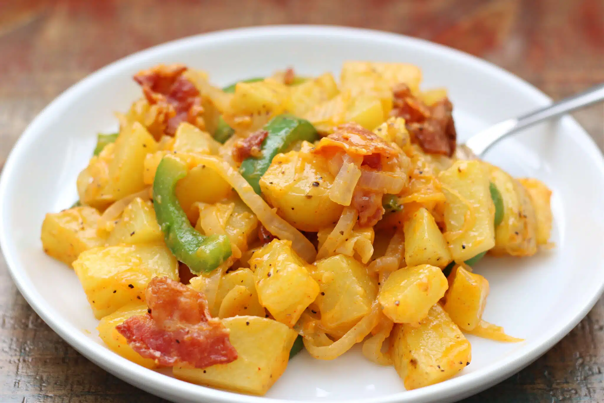 Instant Pot Cheesy Bacon Breakfast Potatoes