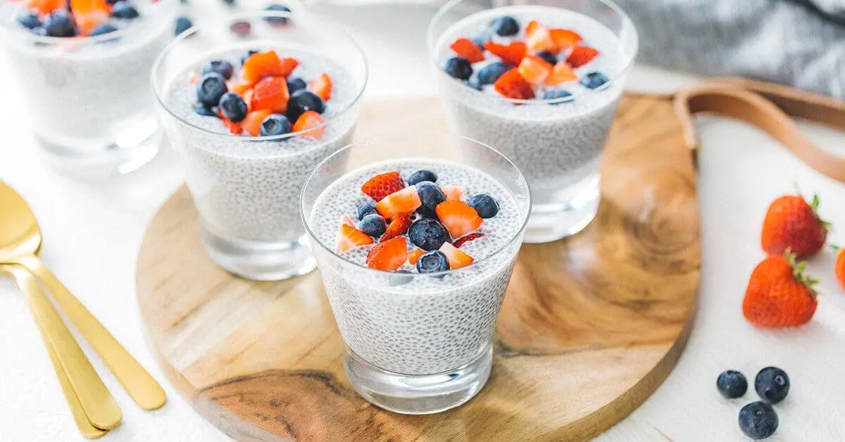 Vanilla bean chia pudding with fresh berries